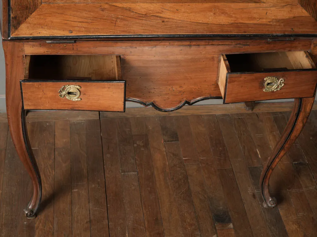 18th-Century French Walnut Secrétaire Vitrine in the Style of Hache, Grenoble 81½"