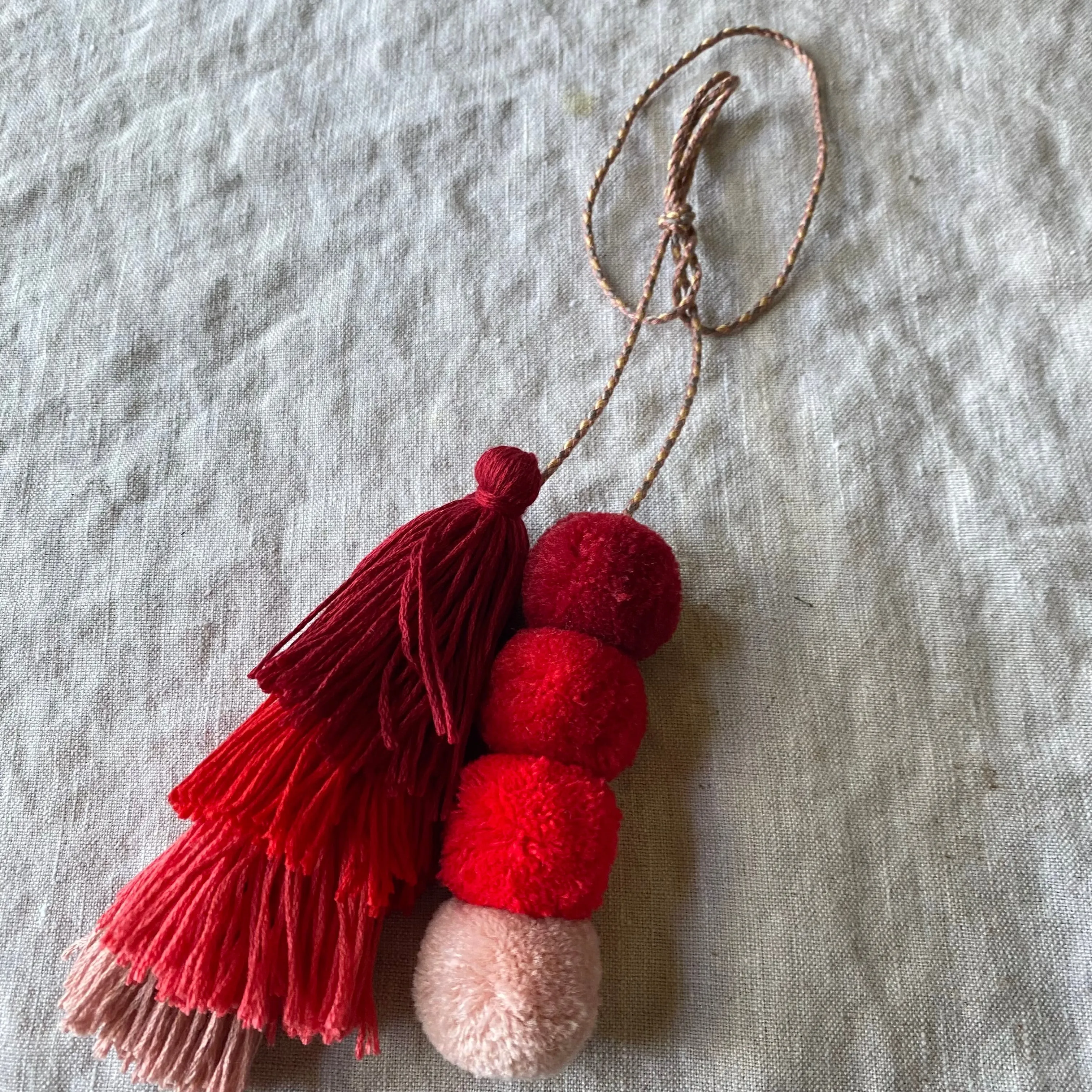 Bohemian Handmade Bag Pendant Pompom Keychain Multicolor With Tassels