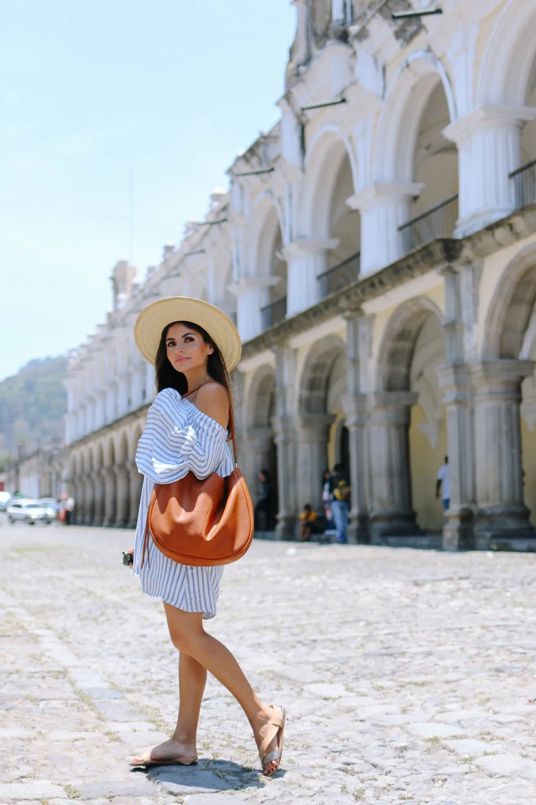 Coconut Island Hobo in Cognac