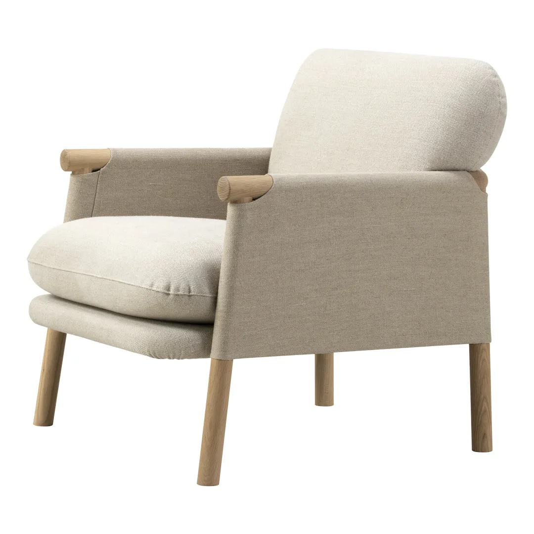 Erik Jorgensen Savannah Petite Lounge Chair