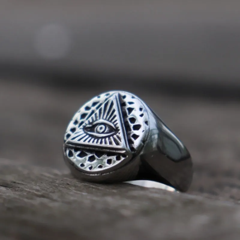 Eye Of Providence Ring - Ancient Silver Color