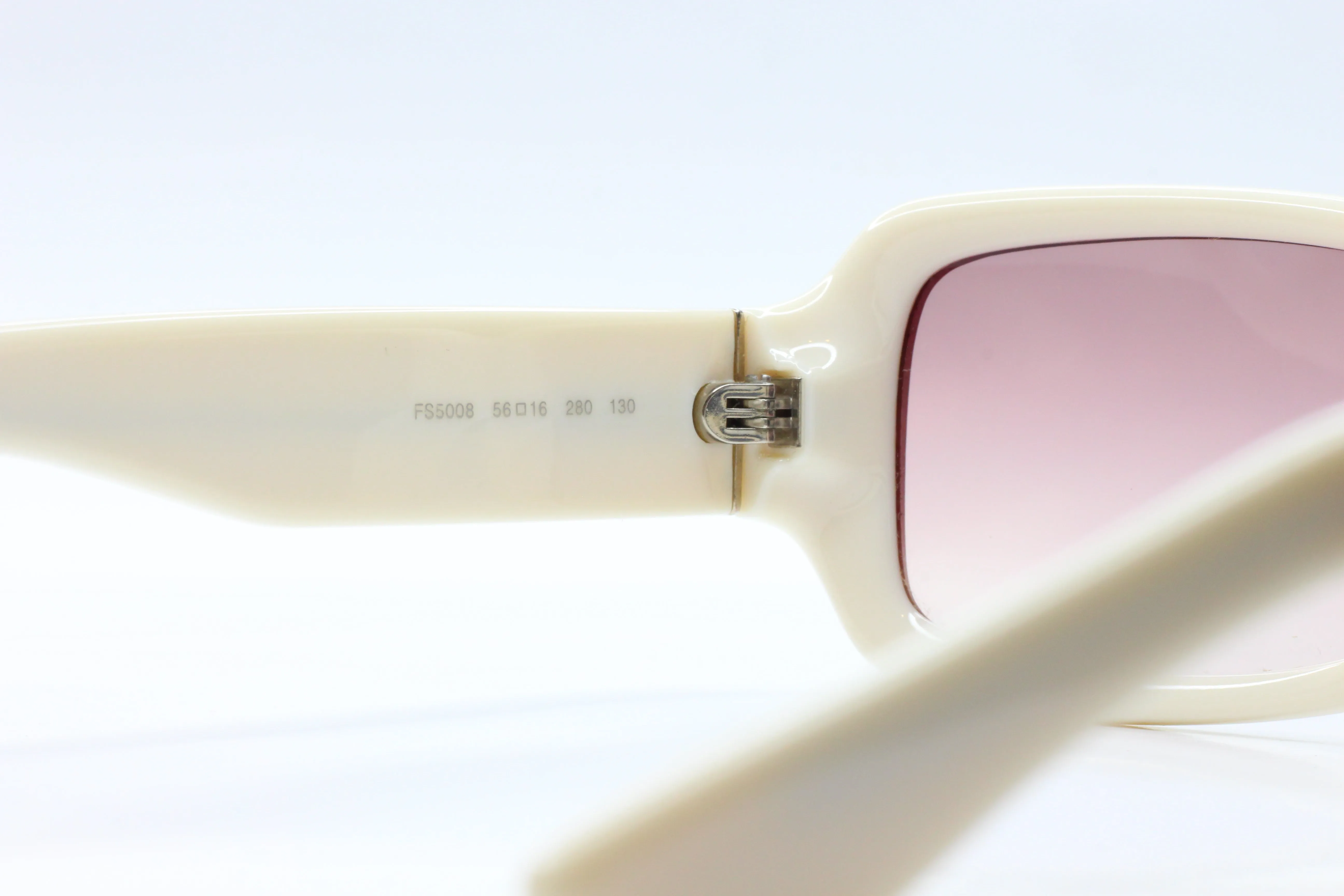 Fendi FS5008 Off White Gradient Acetate Luxury Italy Sunglasses