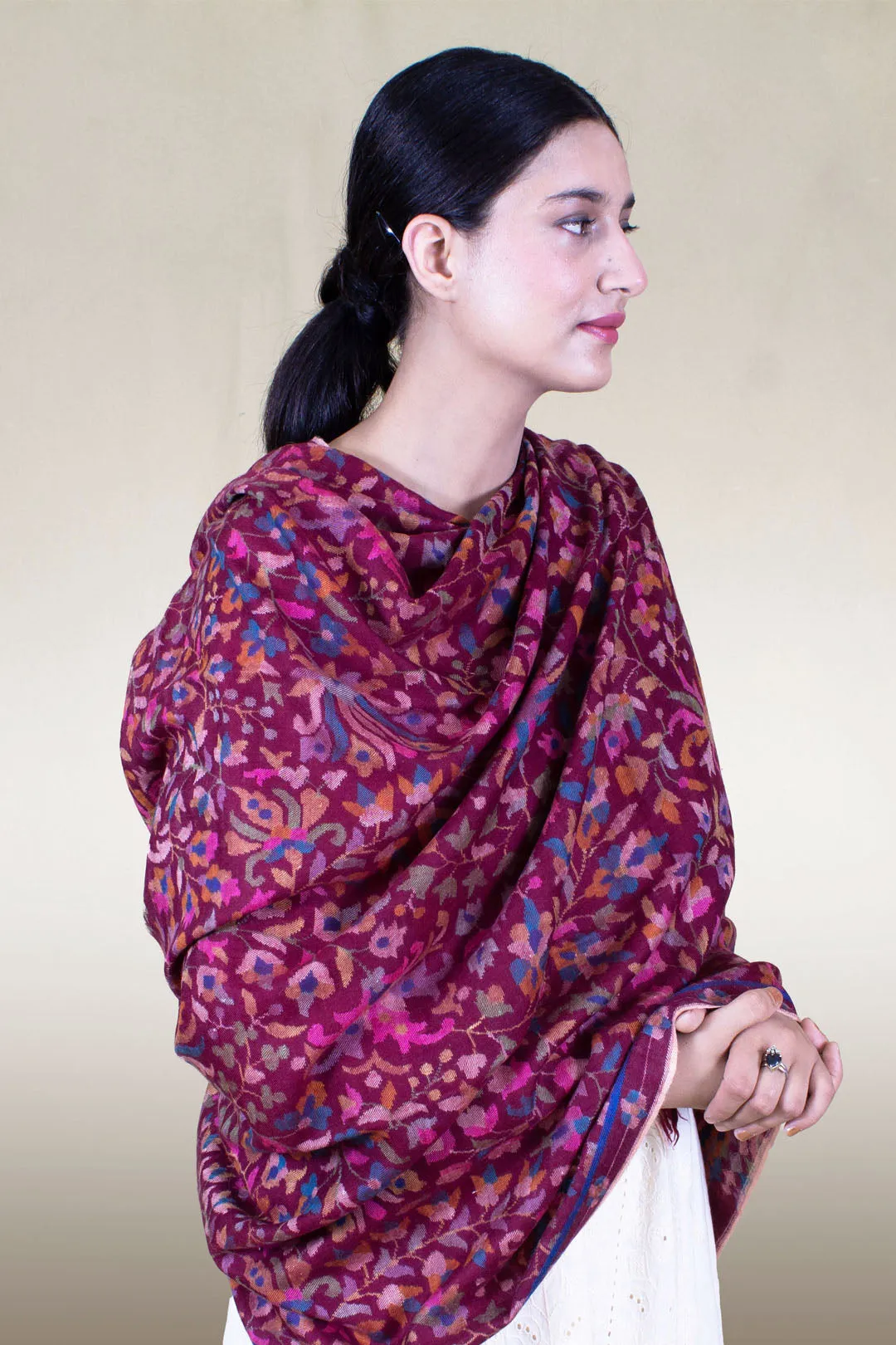 Tawakkul Berry Red Floral Kani Jamavar Pashmina Shawl