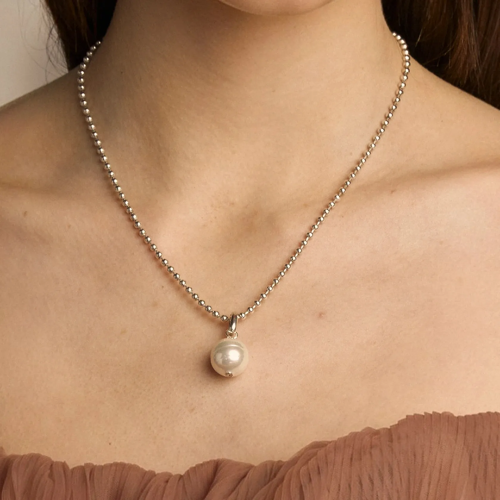 Vidda Luster Necklace