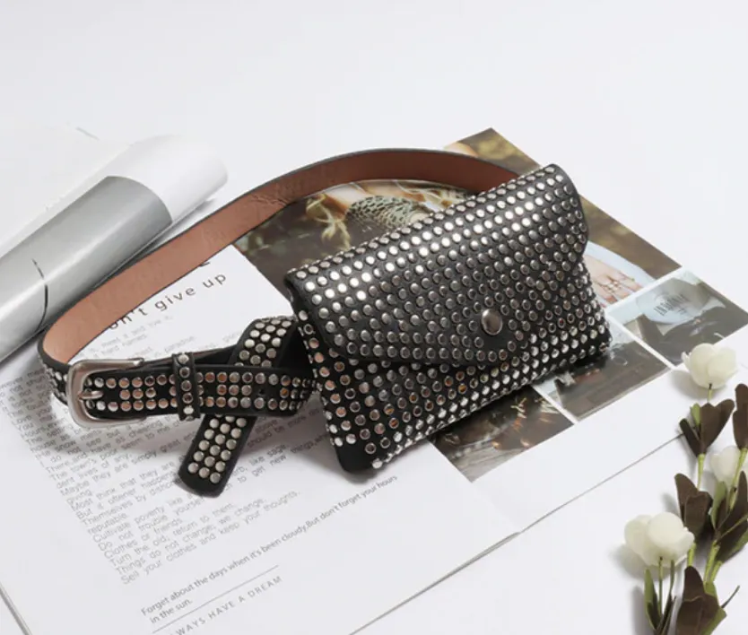 Women's Vintage Casual Pu Leather Mini Bag With Rivets
