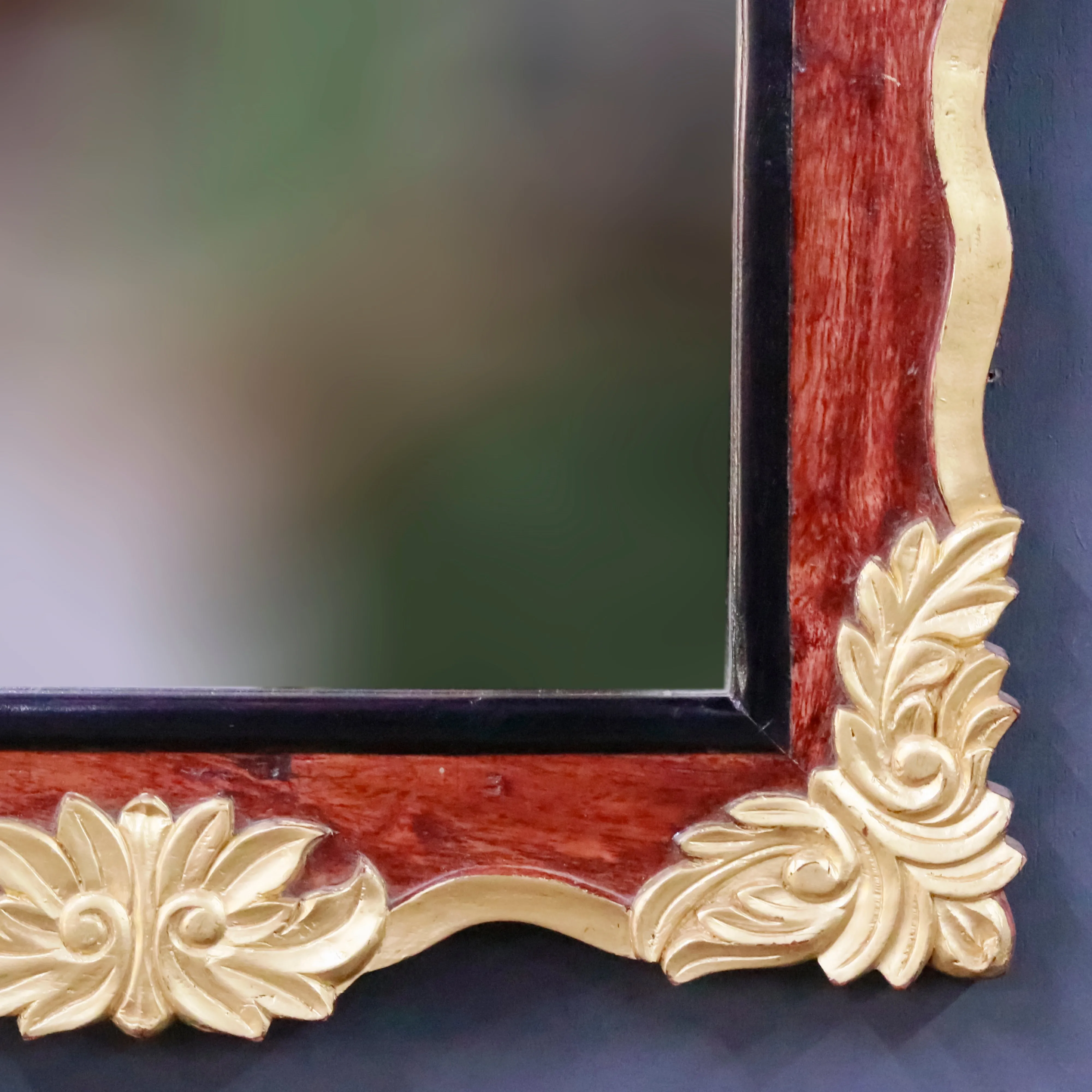 Wooden Square Mirror (golden)