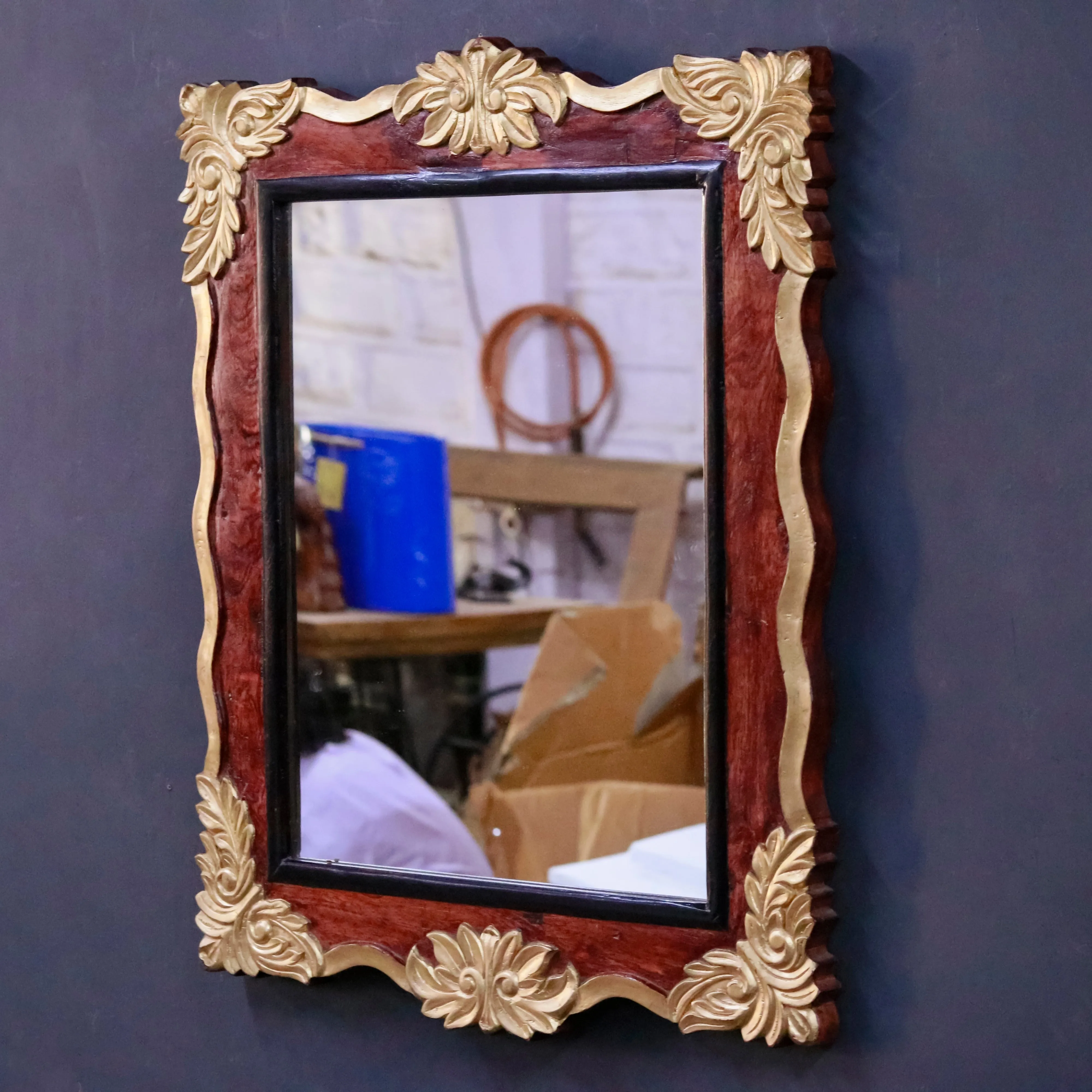Wooden Square Mirror (golden)